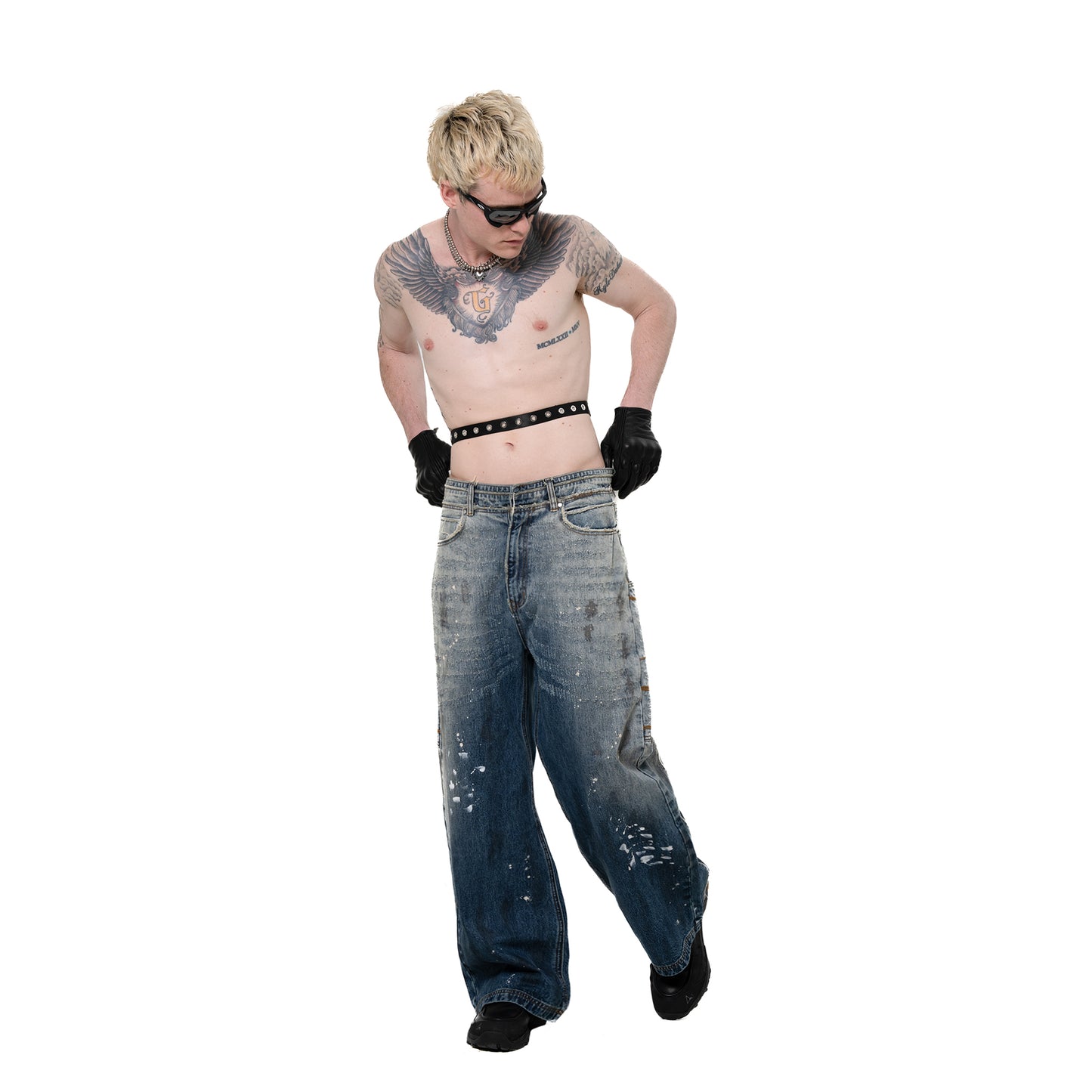 INUIT : Etched Distressed Denim Pants (Dark Blue)