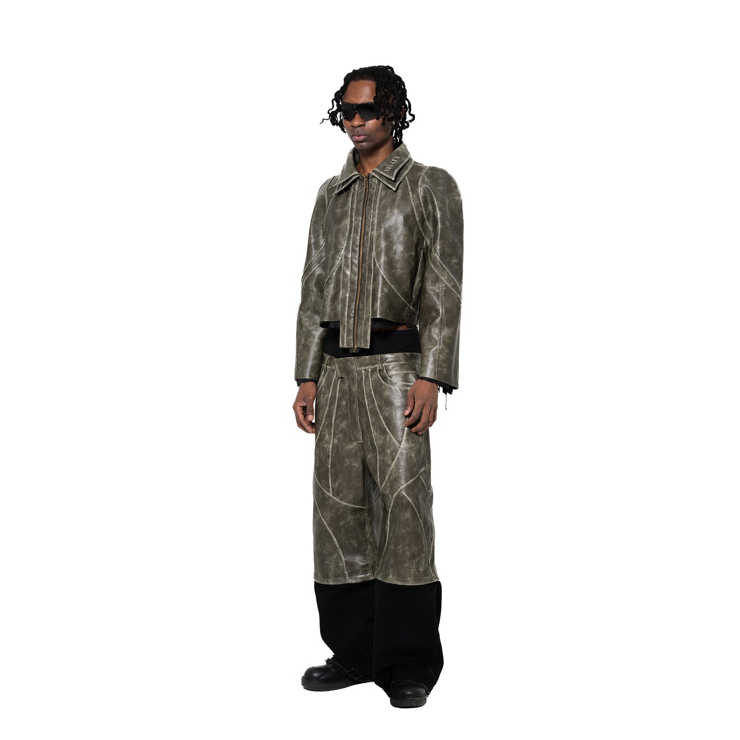 INUIT : Cropped Leather Polar Code (Military Green)