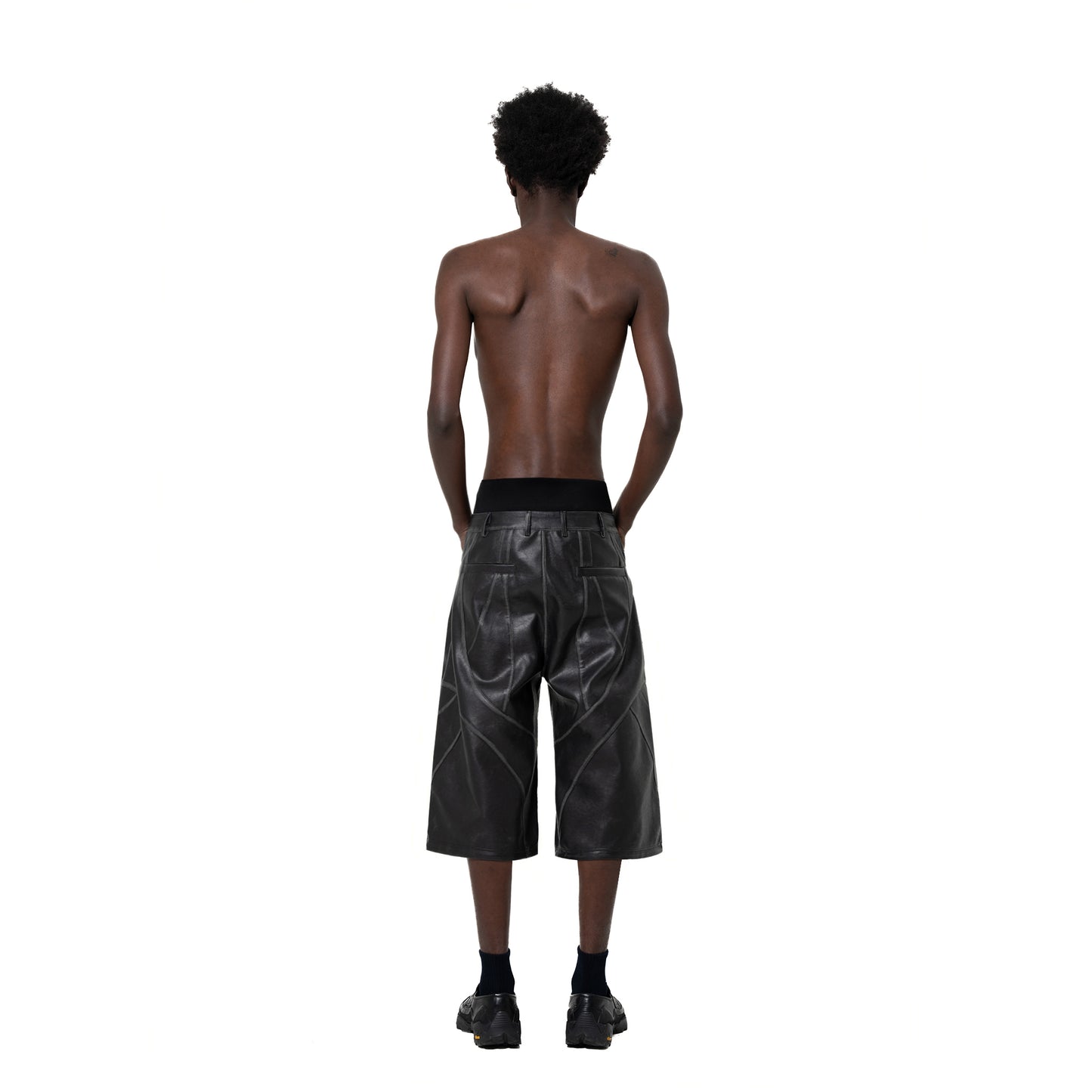 INUIT : Phase-Shift Detachable Leather Pants (Black)