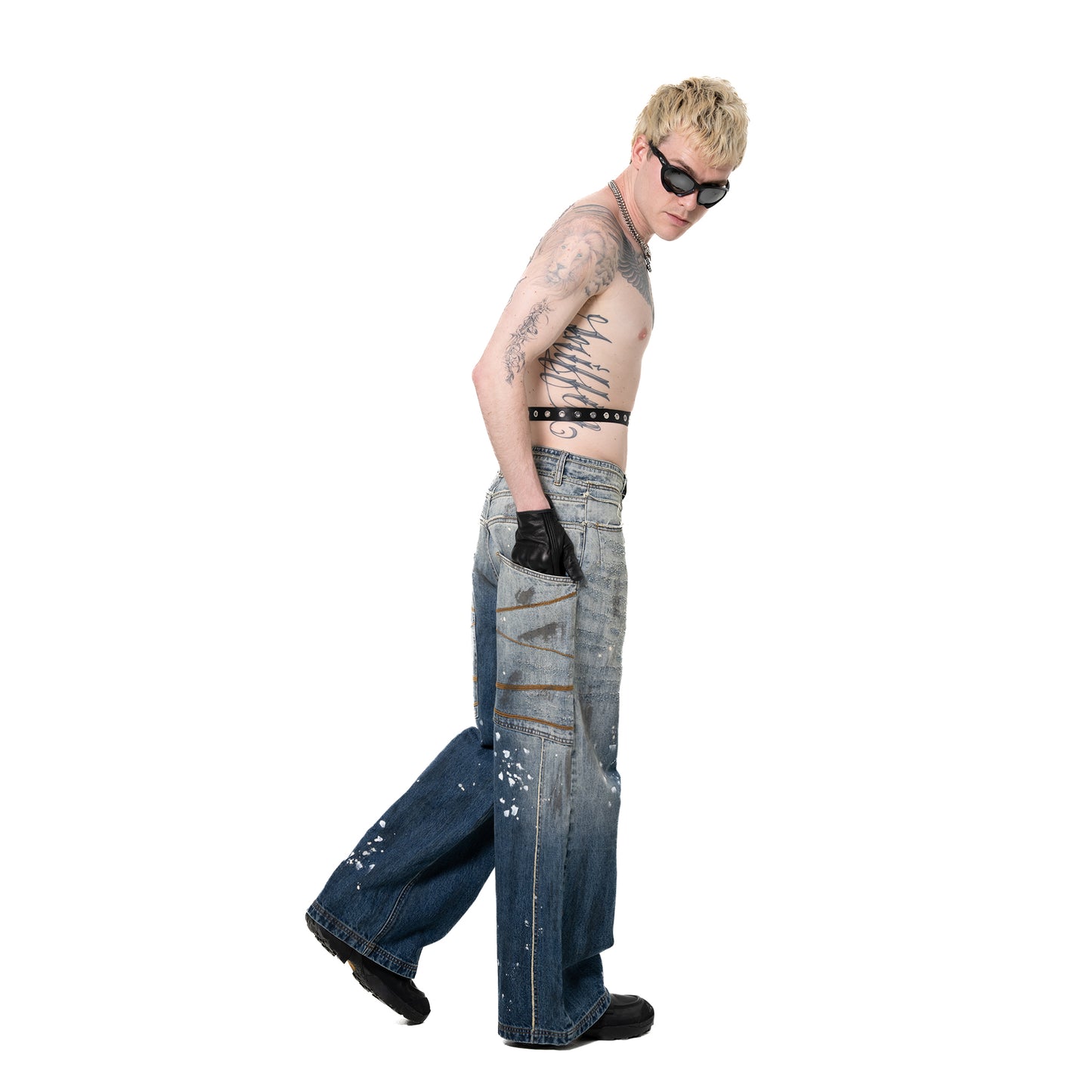 INUIT : Etched Distressed Denim Pants (Dark Blue)