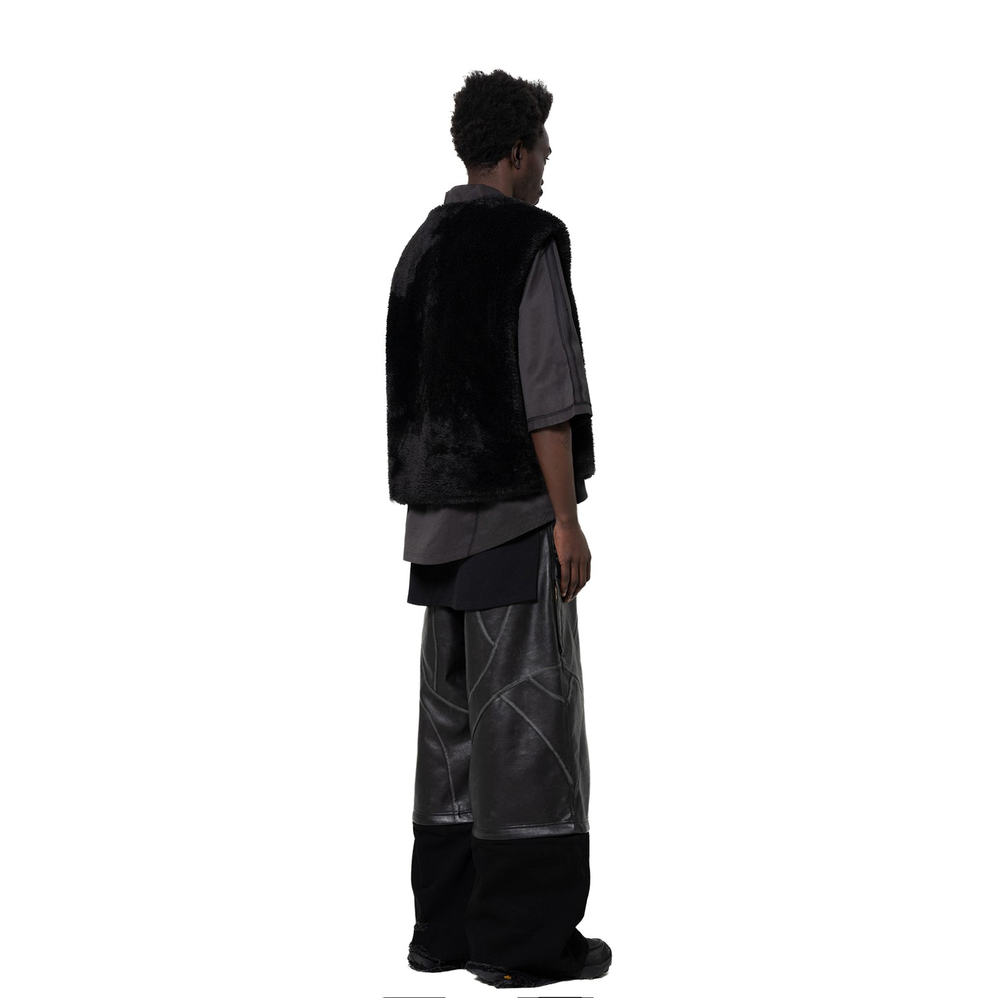 INUIT: Etched Reversible Fur Vest (Black)