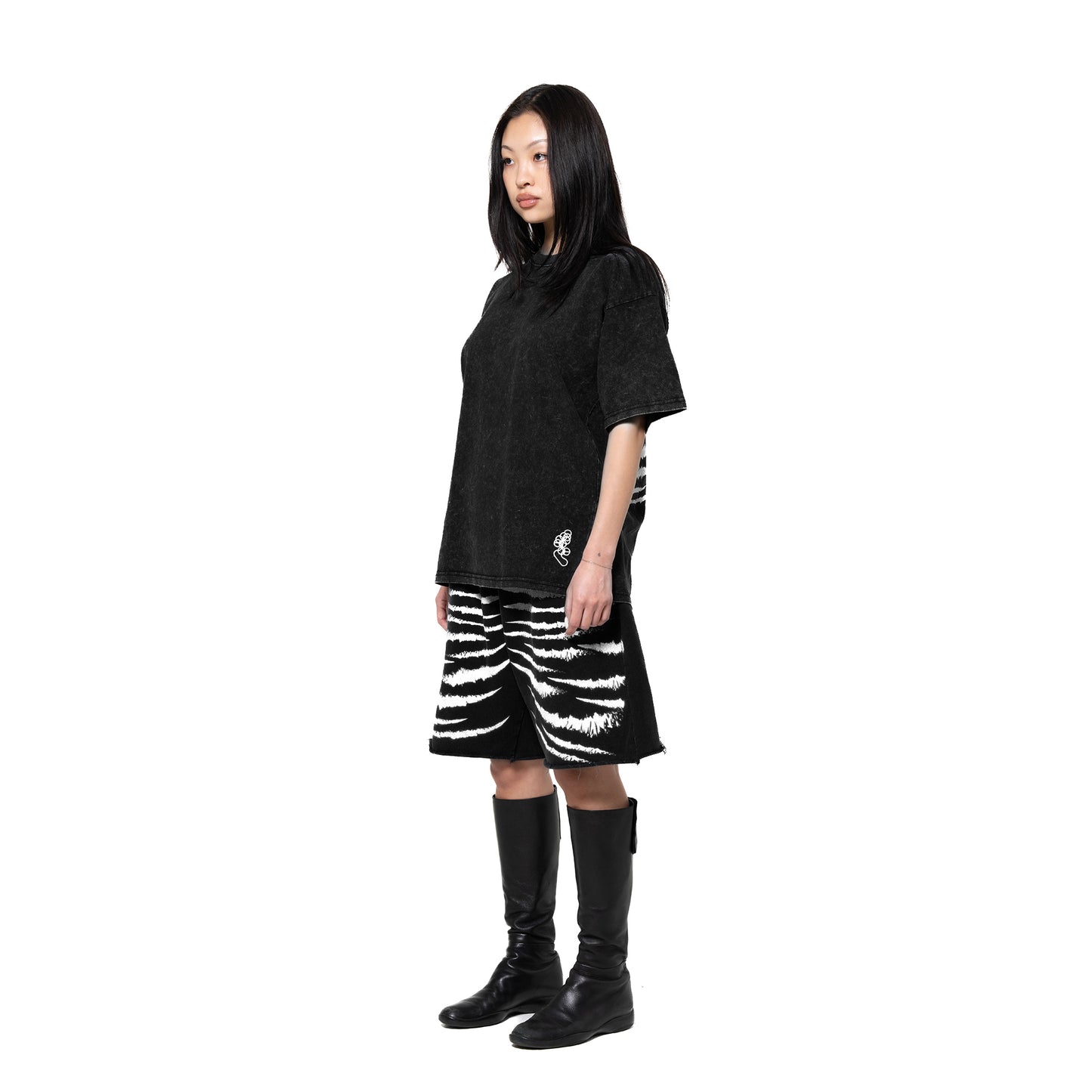 INUIT: Imprint Frost French Terry Shorts (Black)