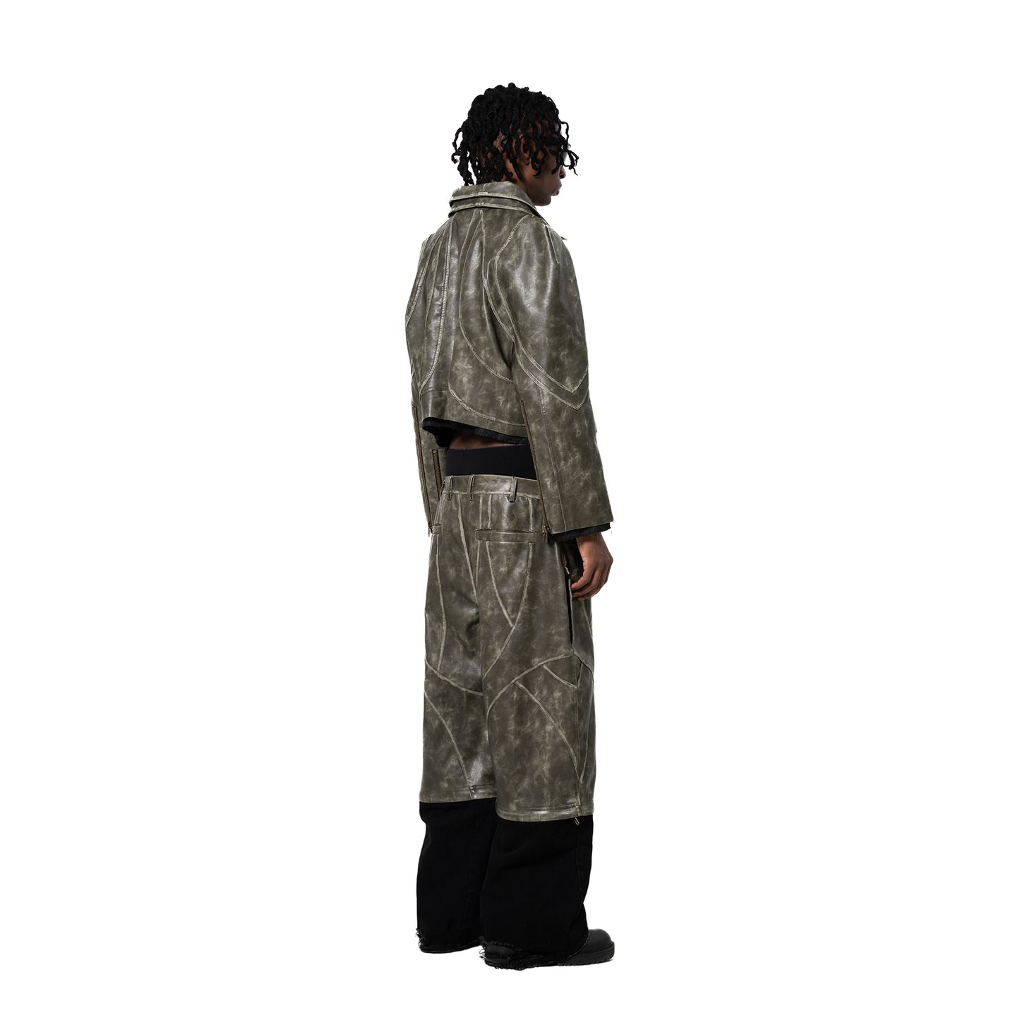 INUIT : Cropped Leather Polar Code (Military Green)