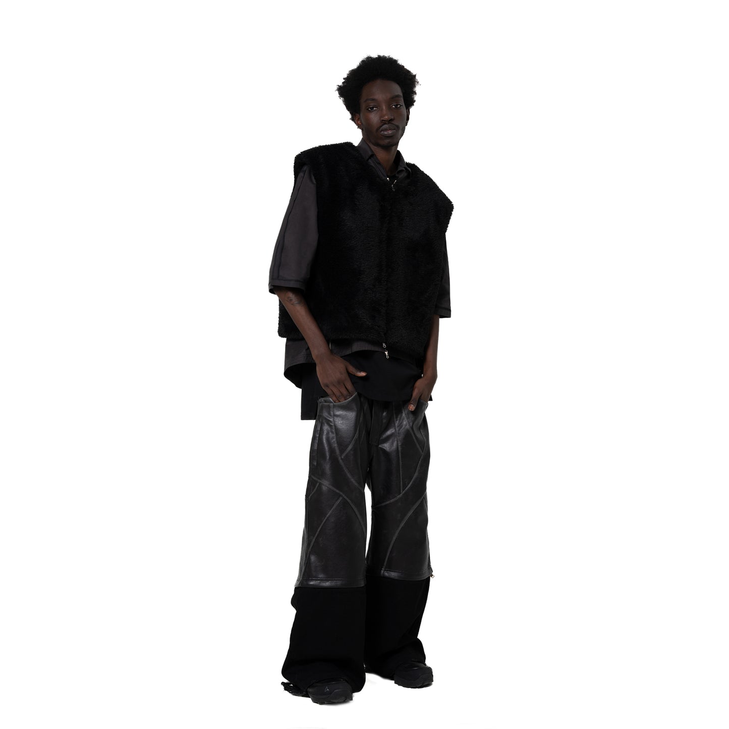 INUIT: Etched Reversible Fur Vest (Black)