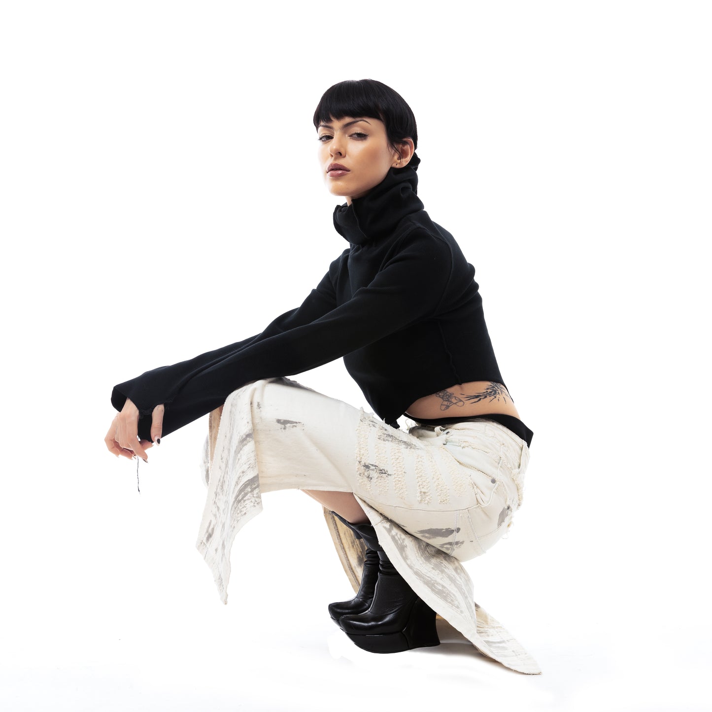 INUIT : Etched Distressed Denim Skirt (White)