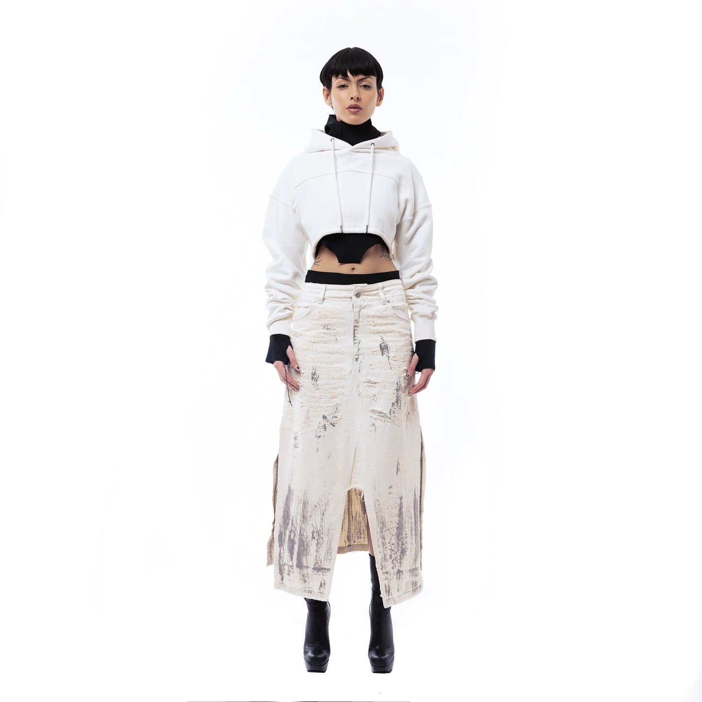 ERROR NYC : Reversible Overfit Cropped Hoodie (White)