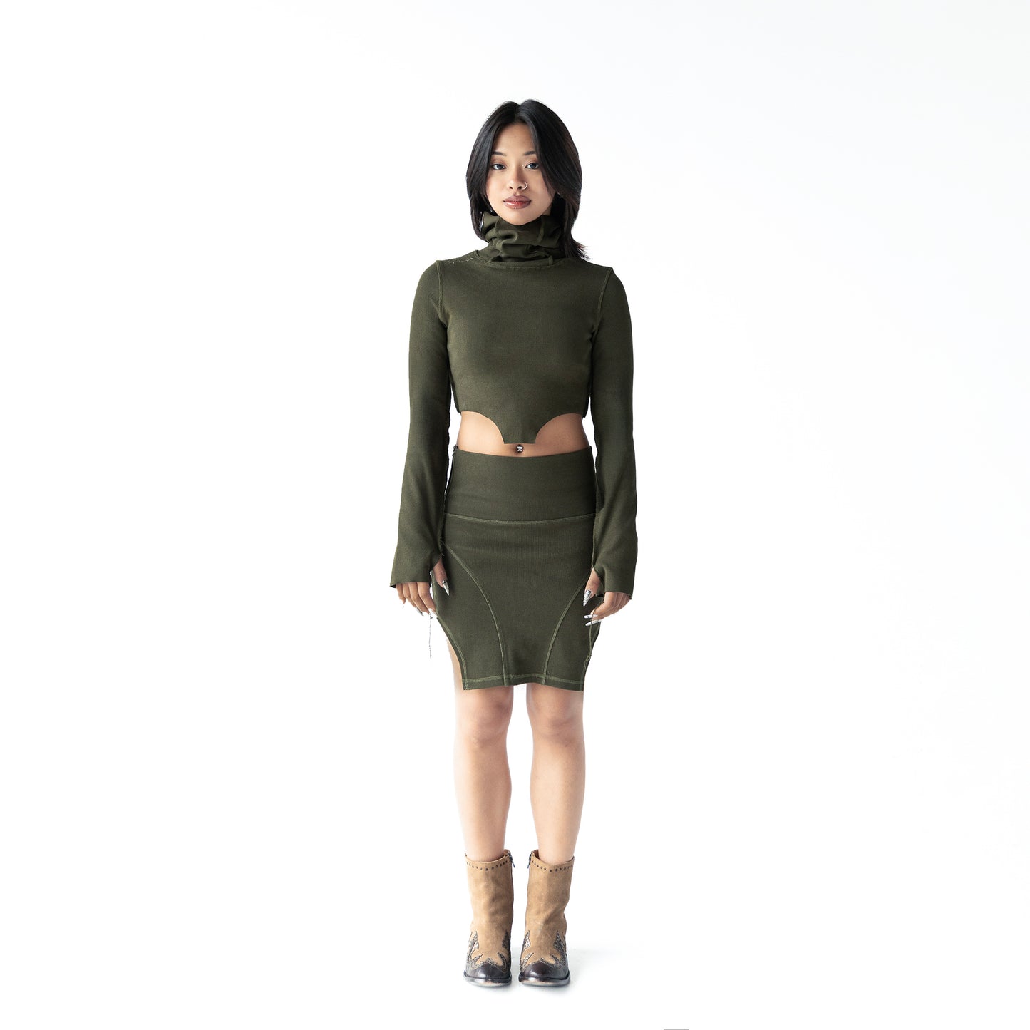 INUIT: Pattern-Carved Rib Skirt (Military Green)