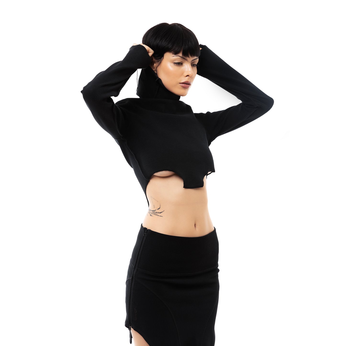 ERROR NYC : Rawline Balaclava Cropped Turtleneck (Black)
