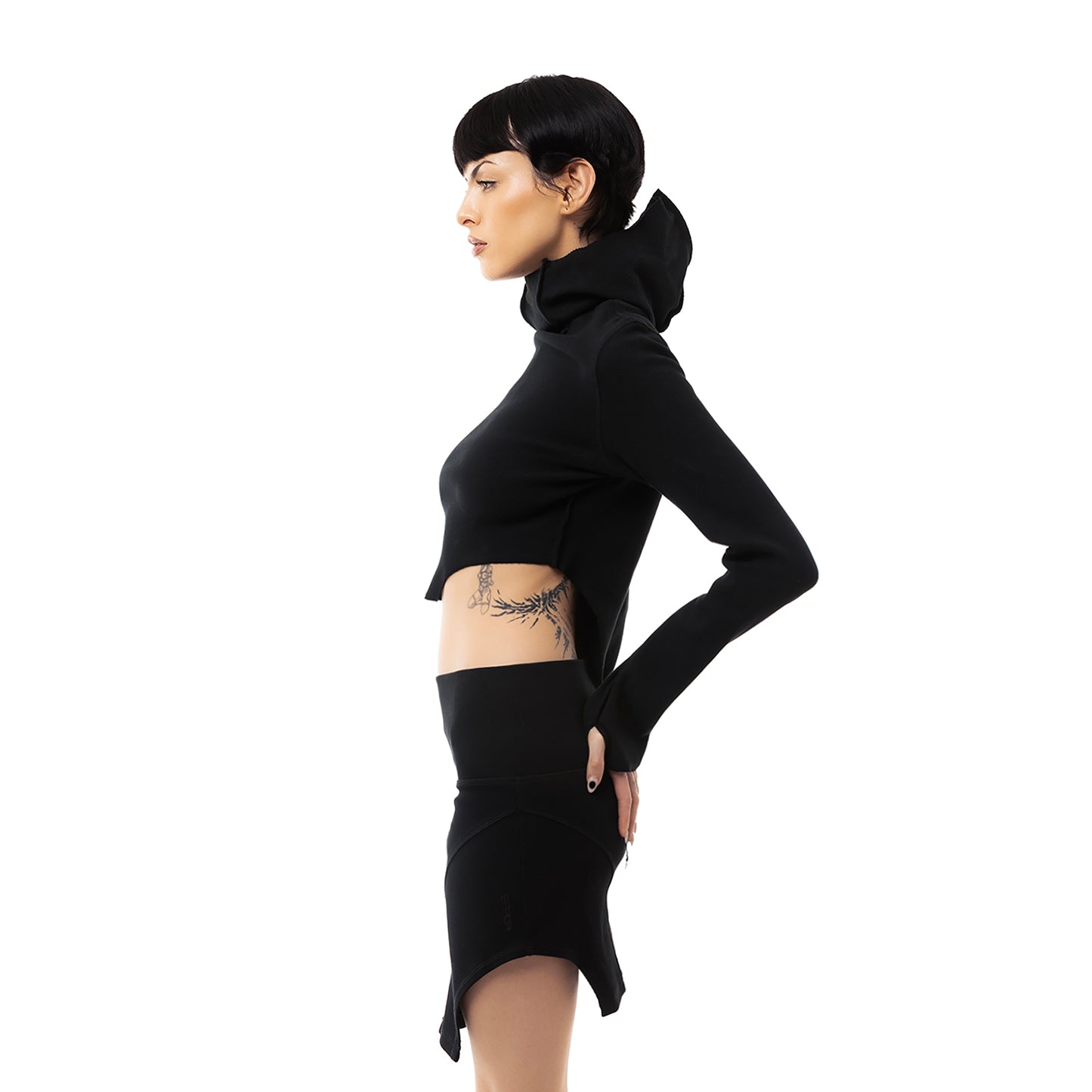 ERROR NYC : Rawline Balaclava Cropped Turtleneck (Black)