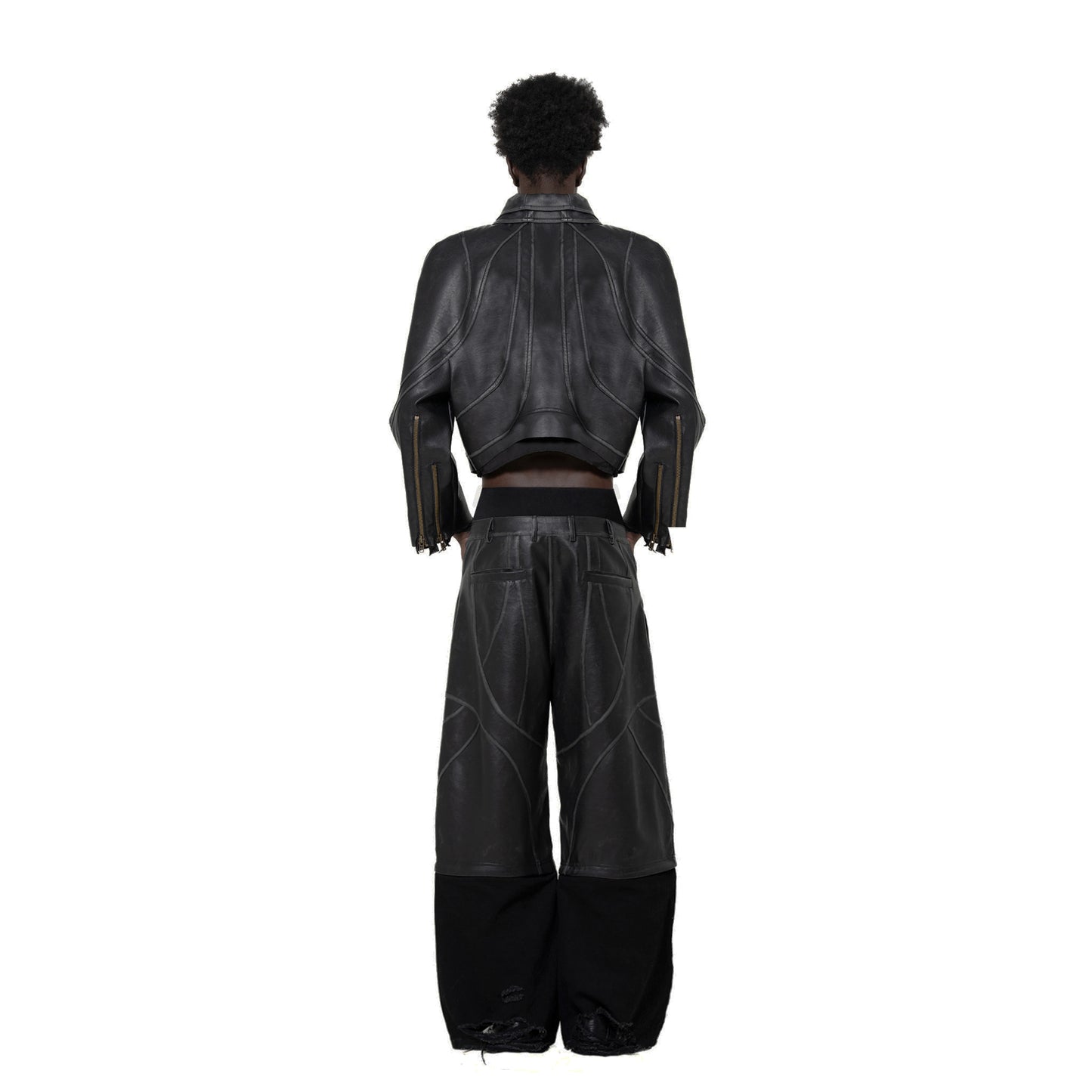 INUIT : Cropped Leather Polar Code (Black)