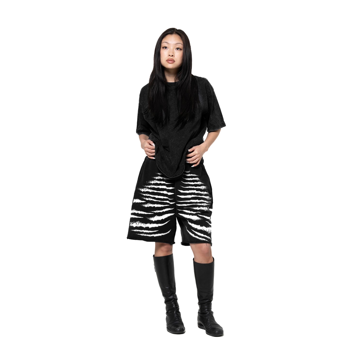 INUIT: Imprint Frost French Terry Shorts (Black)
